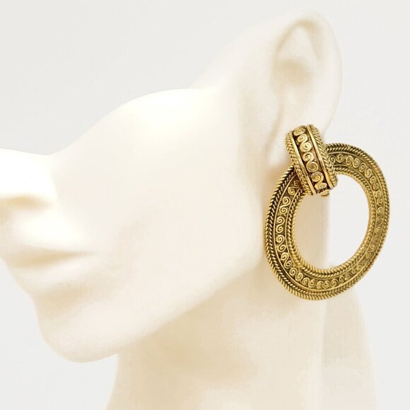 CHANEL Hoop 2 way Round Vintage Dangle Earrings Gold Tone Auth #11136 - Picture 2 of 6